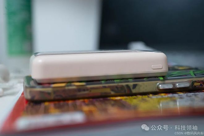 卓都能用横屏支架追剧更痛快iWALK磁吸充电宝苹果安(图9)