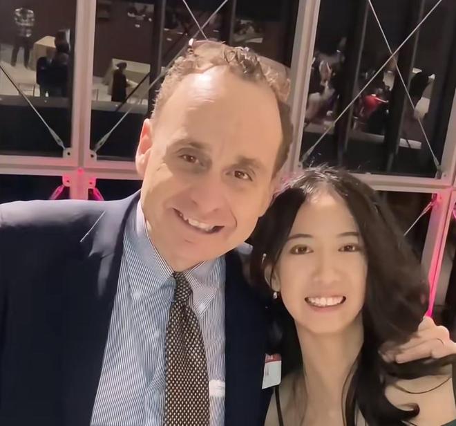 沈逸辣评一针见血本人回应来了中国女生蒋雨融哈佛演讲惹争议(图12)