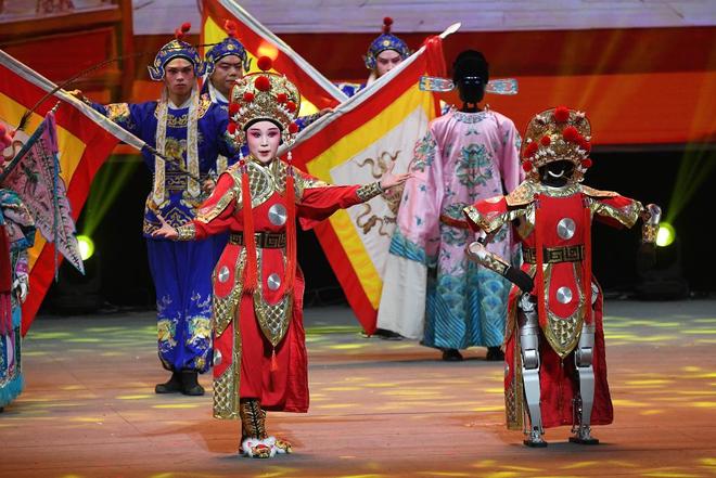 中国探索机器人多元应用场景从春晚舞台到人间烟火——(图2)